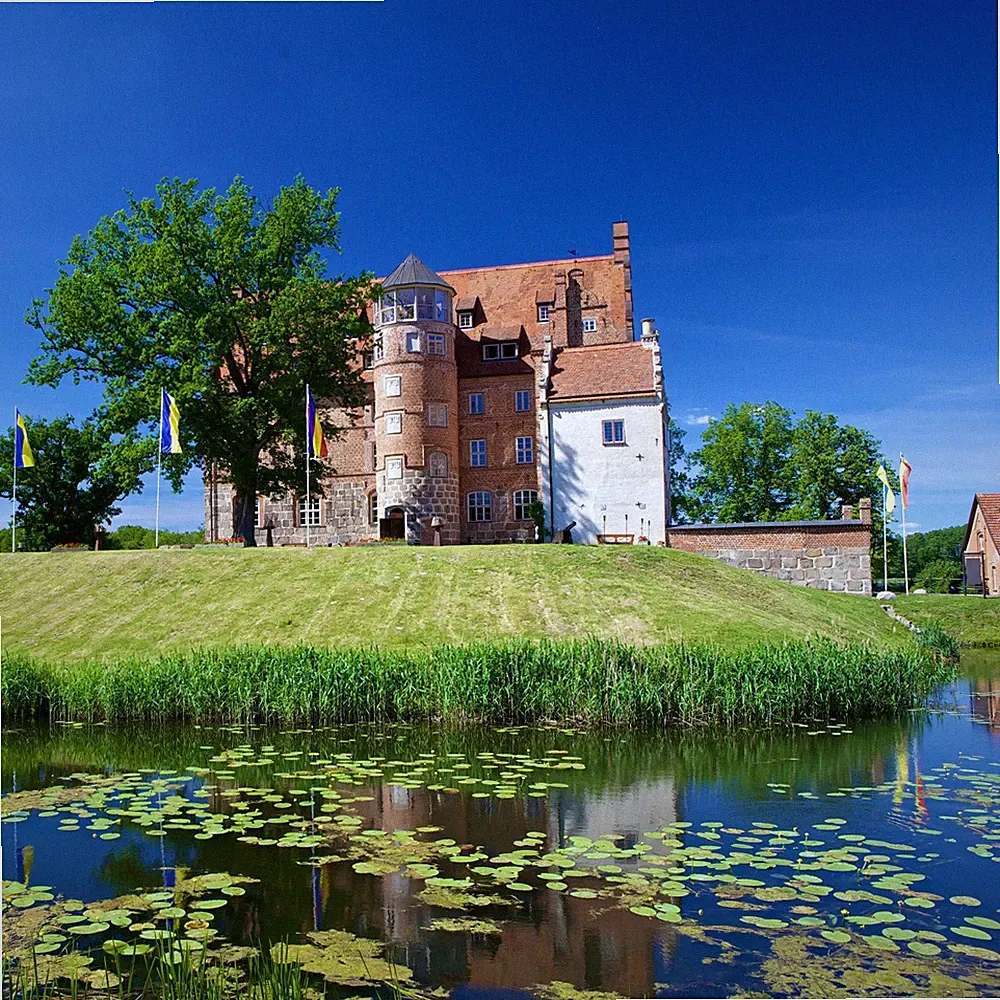 3T Mecklenburgische Seenplatte Urlaub | Hotelgutschein 2P + F | Wellnessbereich