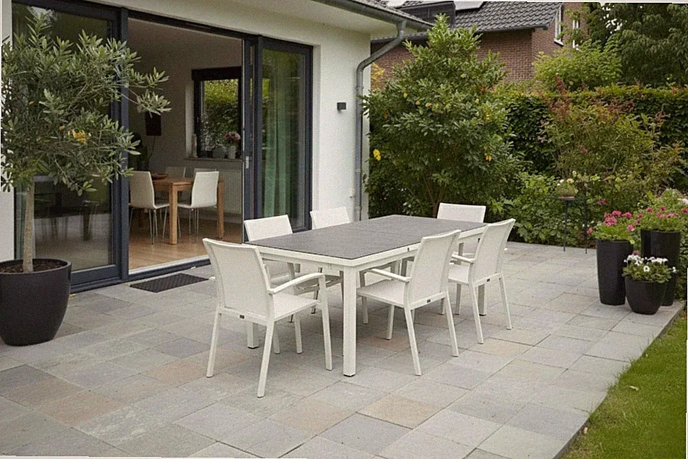 7-tlg. Alu Gartenmöbel Set weiß ausziehbarer Tisch mit 6 stapelbaren Stühlen