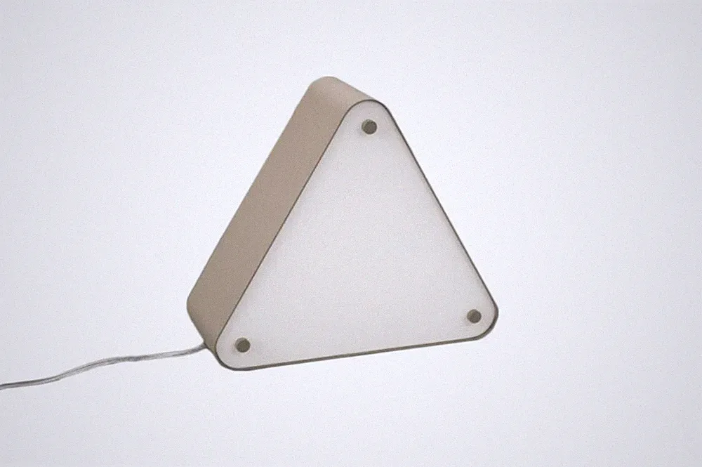 CALLAGAN Tischleuchte mit Schalter Dreieckig Retro Energiespar E27 23W Glas