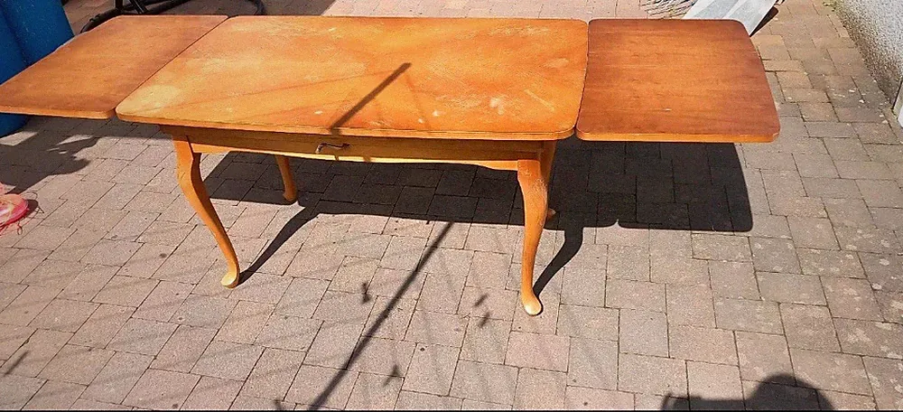 Echtholztisch für Garten, Outdoor-Tisch, Buffettisch, Wintergartentisch
