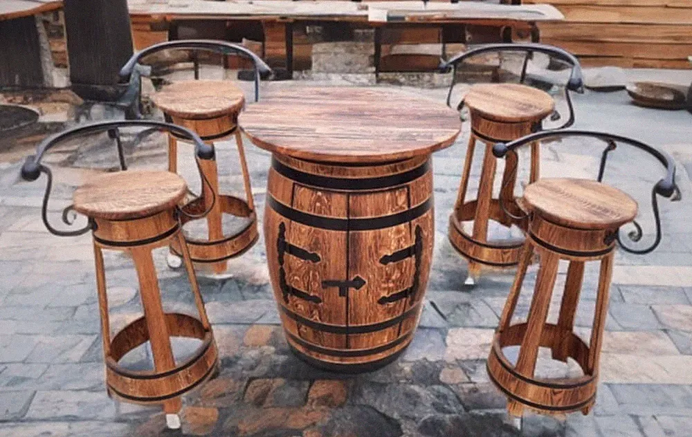 Flaschenregal Holz Tisch + 4 Barhocker aus Eichen Weinfass Bar Raum Fass Möbel