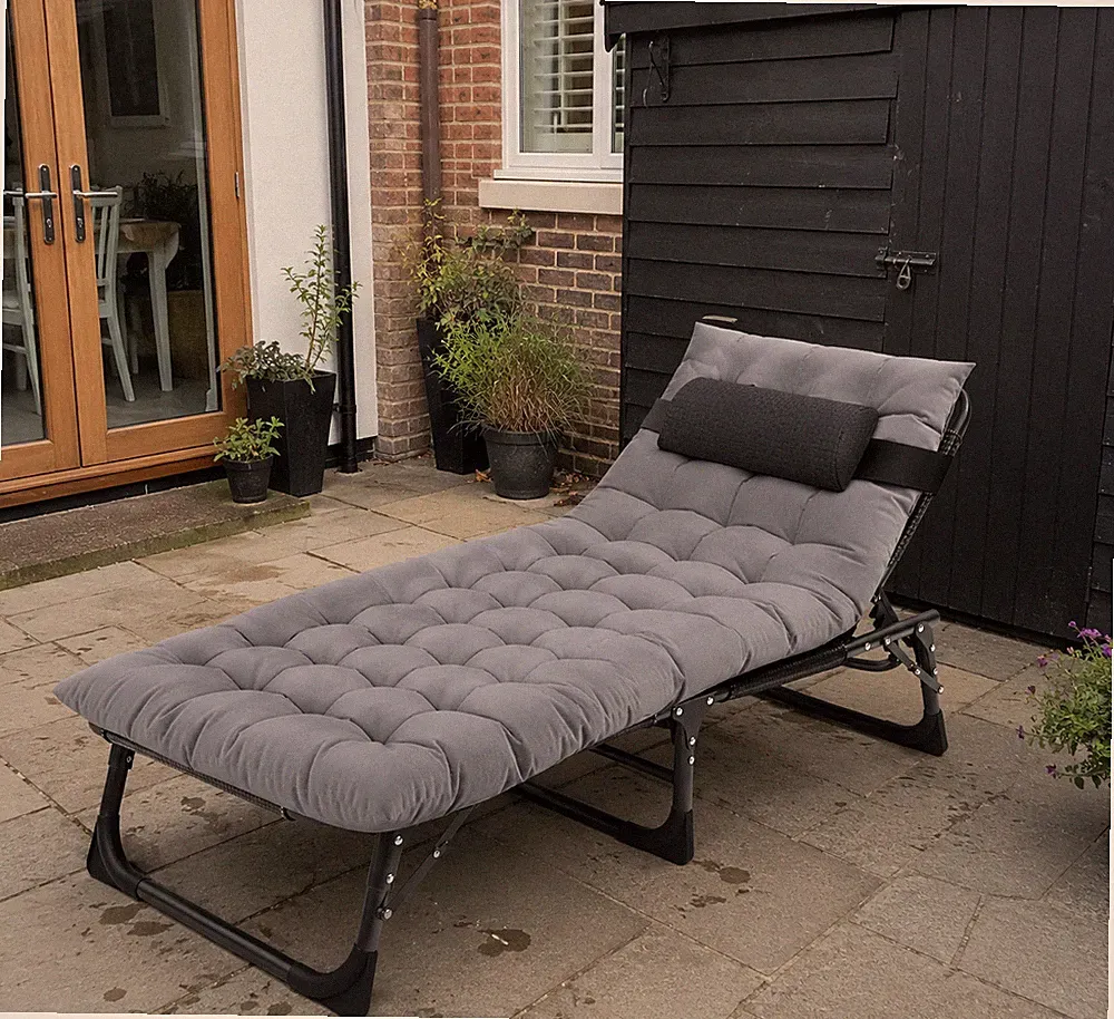 Klappbare Sonnenliege Liege Gartenmatratze Kopfstütze Terrasse Pool Hochwertig