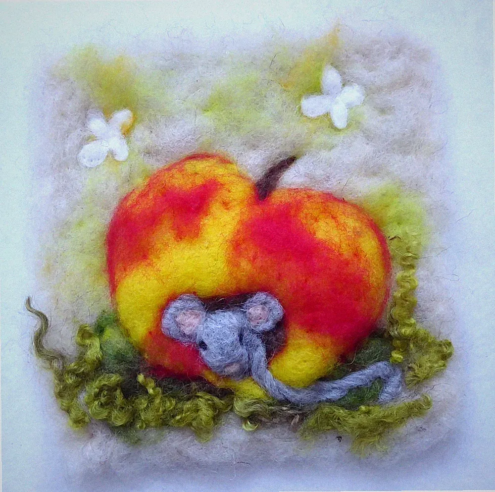 ♥WOLLBILD MAUS APFEL HERBST DEKO BILD WALD JAHRESZEITENTISCH WOLLE ROT MOOS NEU♥